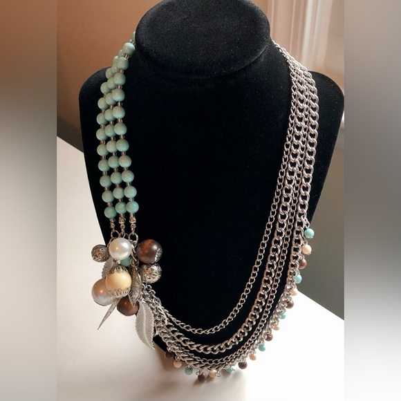 🎉Multi Strand Necklace w/Beads, Charms and Link Chains - Picture 9 of 9